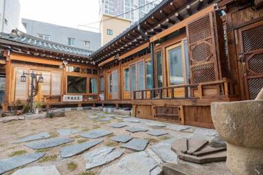 Aega Hanok Guesthouse
