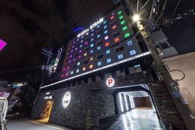Suwon Design Hotel Khan