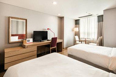 Ramada Hotel & Suites by Wyndham Seoul Namdaemun
