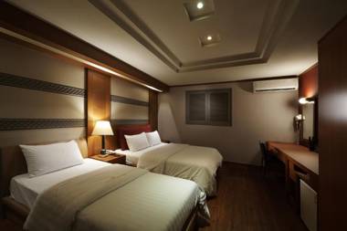 Hotel Noblesse Yeoksam