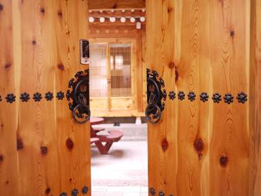 Haemil Hanok Guesthouse