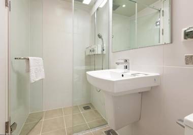 Metro Hotel Myeongdong