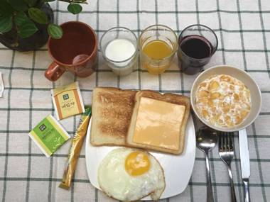 Twin Rabbit Guesthouse