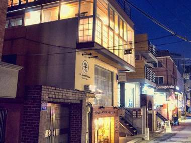 Br. Guesthouse Hongdae