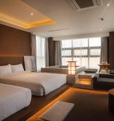 UH Suite The Myeongdong