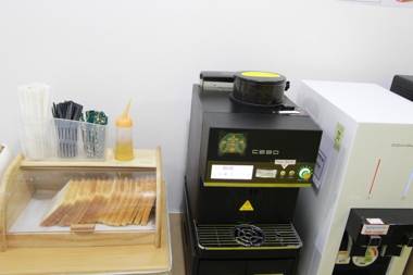 24 Guesthouse Myeongdong Town