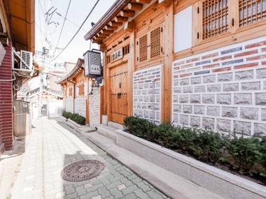 Hanok 24 guesthouse Gyeongbokgung