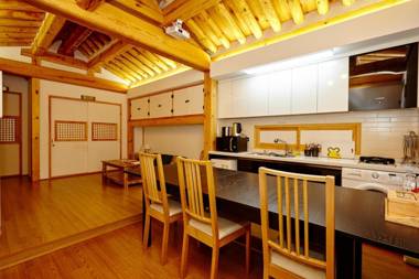 Hanok 24 guesthouse Gyeongbokgung