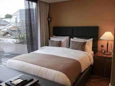 Bonum 1957 Hanok and Boutique