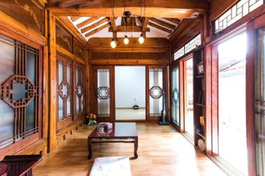 Hanok Guesthouse Suni
