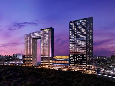 Novotel Suites Ambassador Seoul Yongsan