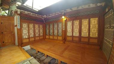 Sohyeondang Hanok Guesthouse