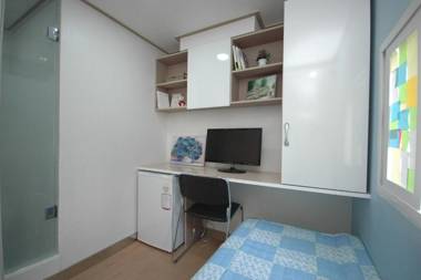 LotteTower Rainbow House