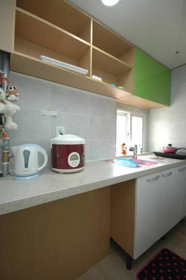 LotteTower Rainbow House