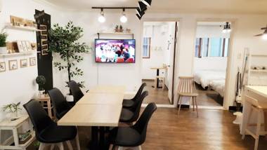 Hongdae Mainstreet Two Room House