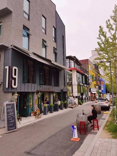 Lovely House Hongdae