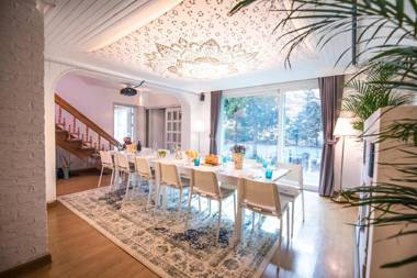 SG Entire Serviced Residence & Home Concierge 