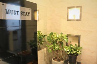 MUST STAY HOTEL (HAN RIVER)