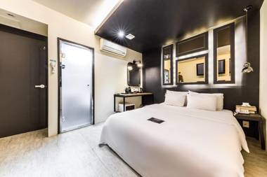 Achasan Station W Hotel