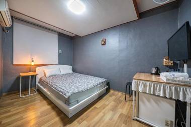 Seoul Station Gyerim