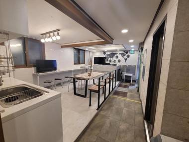 Olive Hostel MyeongDong
