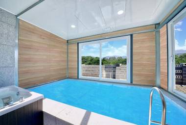 Sokcho Lasso Pool Villa Pension