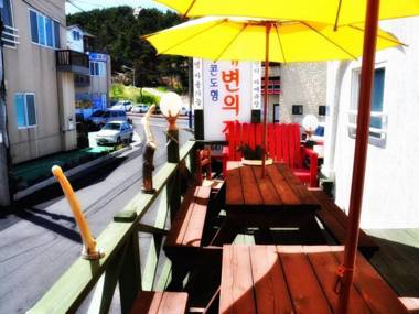 Beach House Jeju Pension