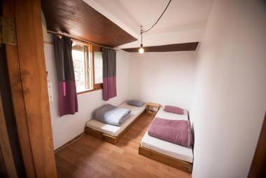 Shanti Shanti Guest House