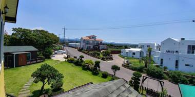 Hue in Aewol Pension