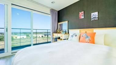 Jeju Byeoleuldameunbaramarae Pension