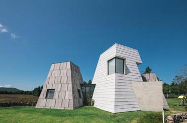 Aroundfollie Lodge Suite A