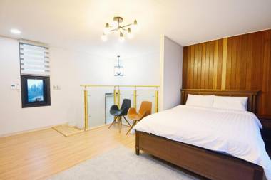 Jeju la Cour Pension