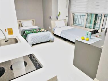 Arapalace No405(2bed) 공항인근동문시장5분삼성혈5분취사/세탁가능