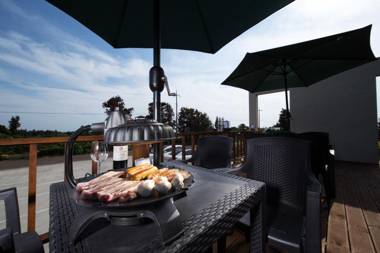 Jeju Poeta Pension