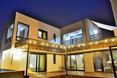 Jeju Clair De Lune Pension