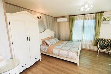 Seogwipo Lion Hill Pension