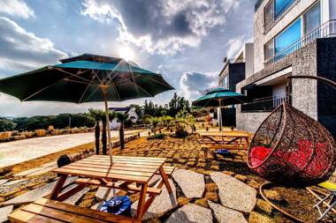 Jeju Seogwipo Modniae Pension