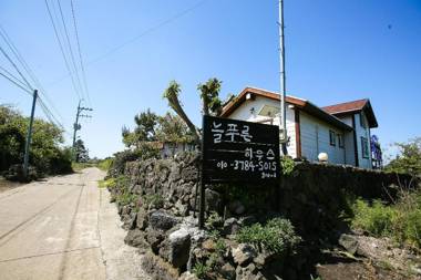 jeju neulpureon house
