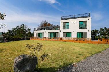 Jeju Hyeopjae Bliss Pension