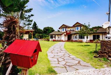 Seogwipo Jeju Mido Pension