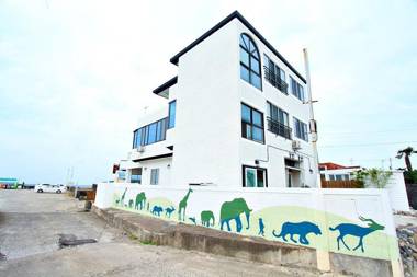 Jeju Nunkeunsaeu Guest House