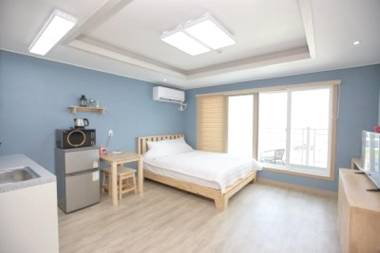 Jeju Stepping Stone Guest House