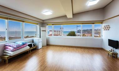 Jeju greenheart pension