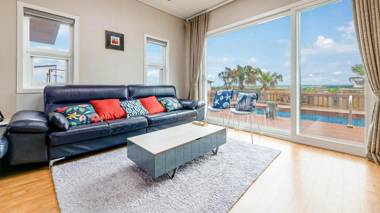 jeju jongdal oceanview pension