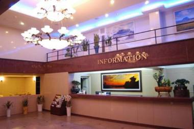 New Manhattan Tourist Hotel