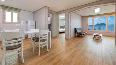 Jeju Jang Sugot Pension