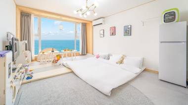 Jeju Kidsgajok badatgahauseu