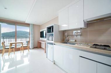 Jeju Mulmerang Pension