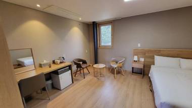 Jaeju Sanlok2 Pension