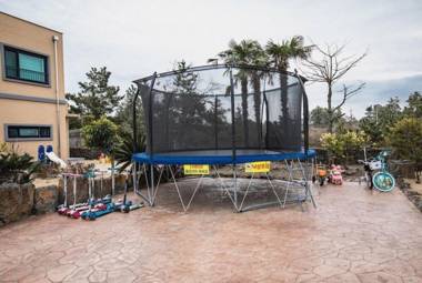 Kas Spa Dormitory Pension